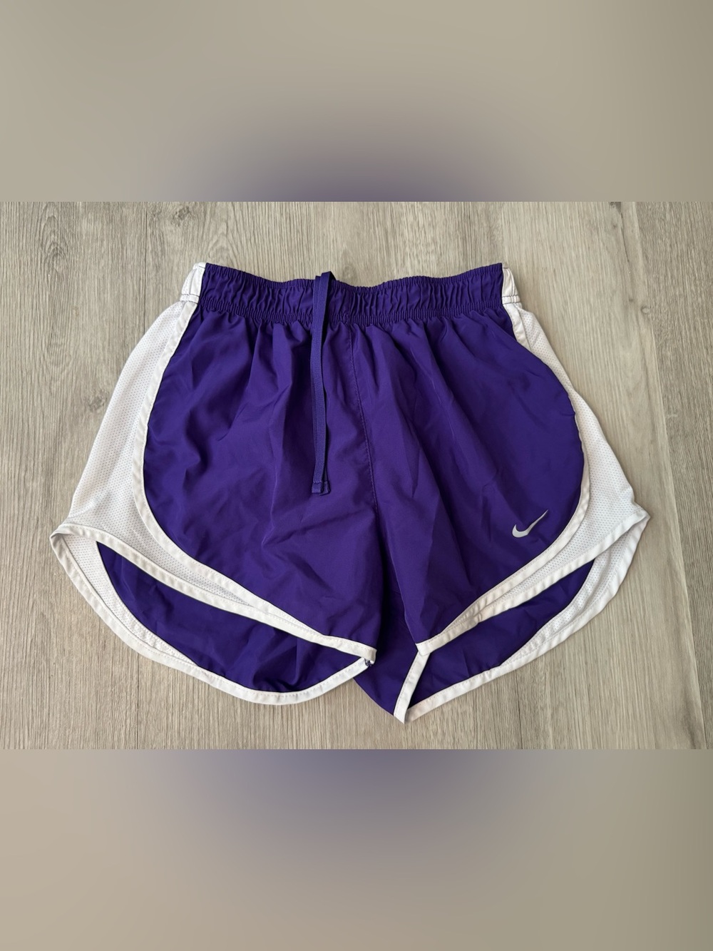 Nike Dri Fit Women’s Lined Purple And White Running Shorts Size Small
